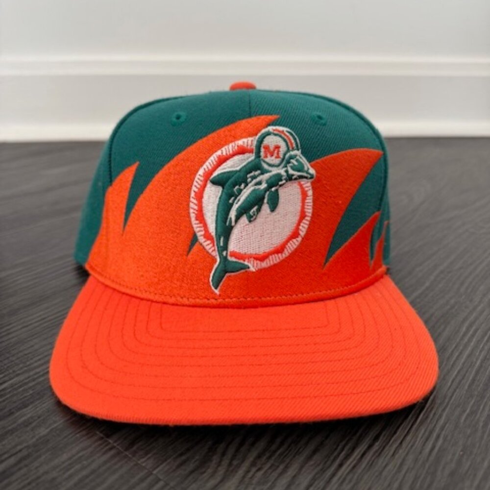 Miami Dolphins Mitchell & Ness Retro Snapback Cap